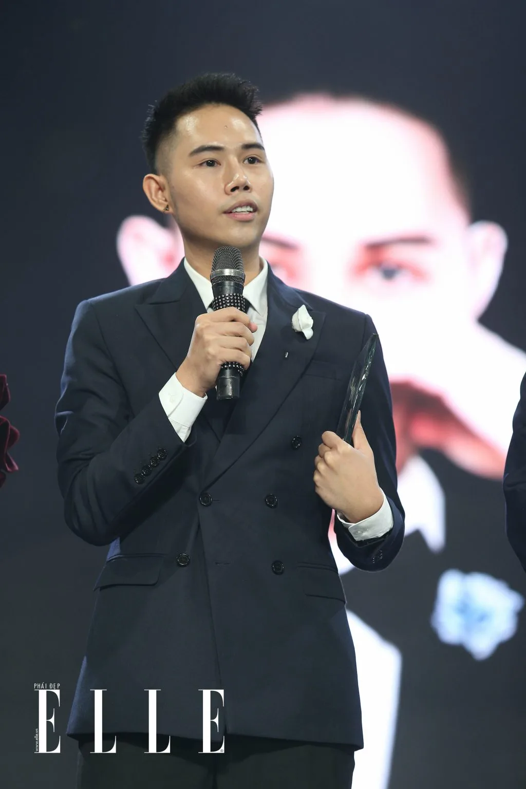 elle style awards 2018 lâm gia khang nhận giải