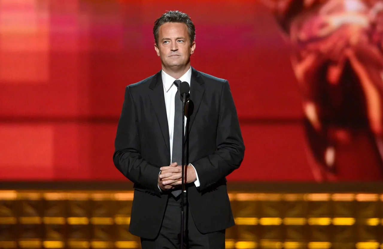 Matthew Perry phát biểu