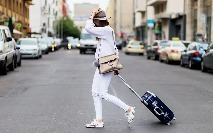 10 món đồ thời trang gọn nhẹ 13