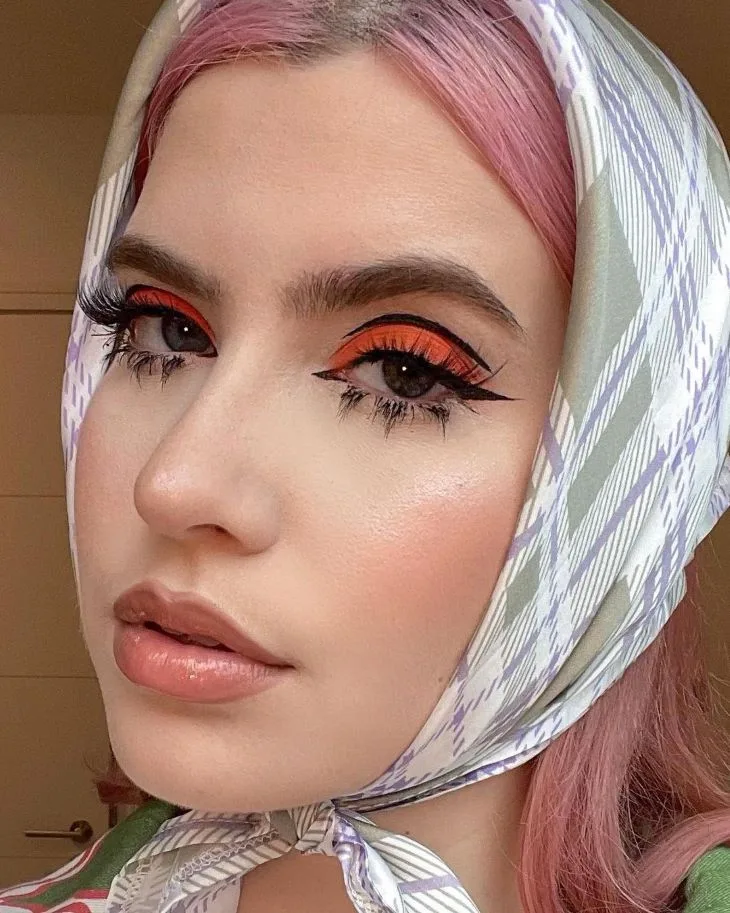 Floating-eyeliner-ke-mat-lo-lung.