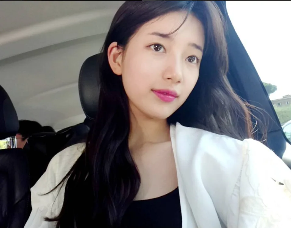 Suzy bật mí bí quyết dưỡng da "424" đánh bay mụn của mình Suzy bật mí bí quyết dưỡng da "424" đánh bay mụn của mình