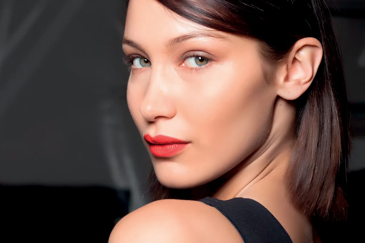 Bella Hadid bí quyết làm đẹp Bella Hadid bí quyết làm đẹp