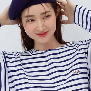 Cha Jung-won xuất hiện với hình ảnh năng động.
