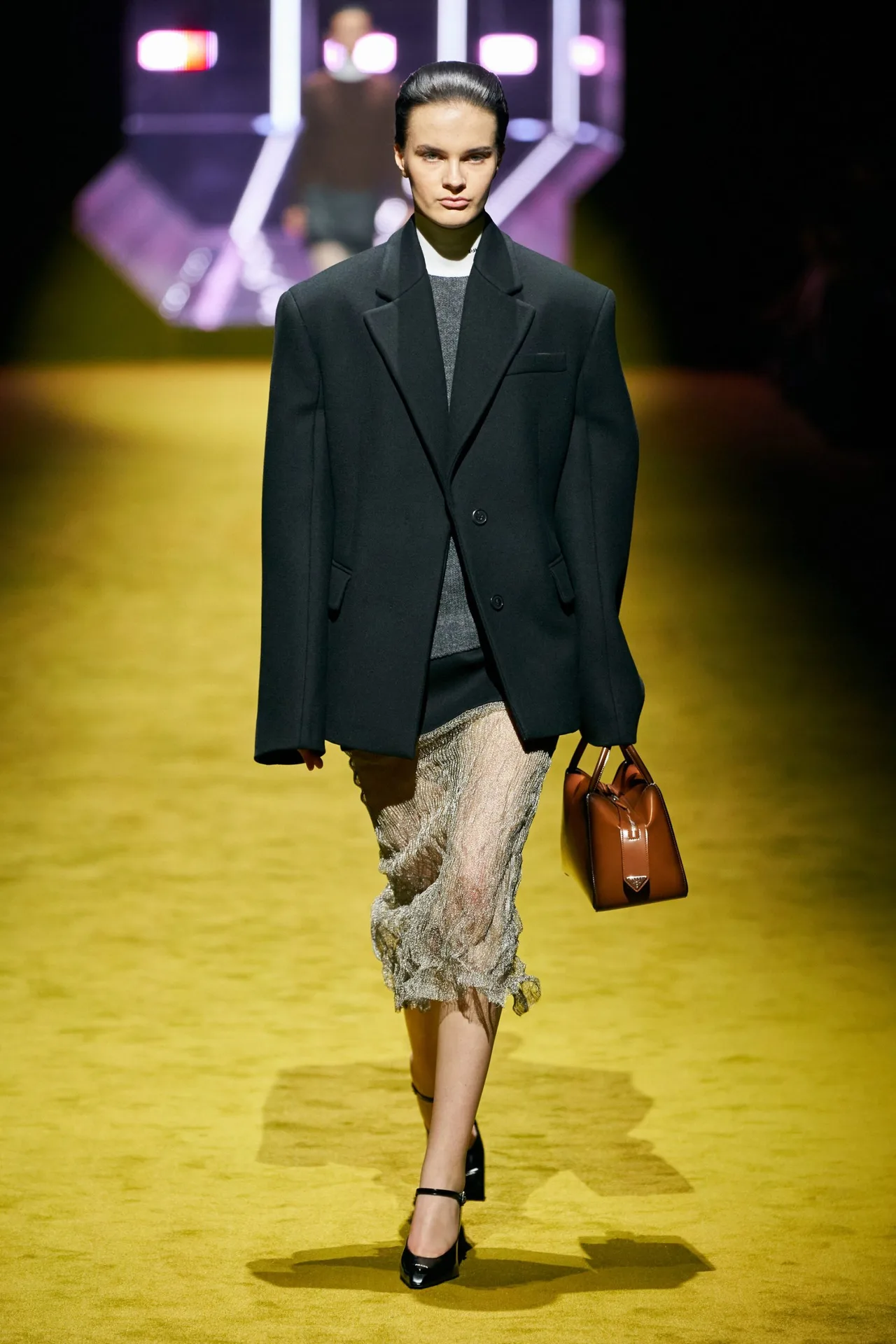 Prada Thu Đông 2022 look 3