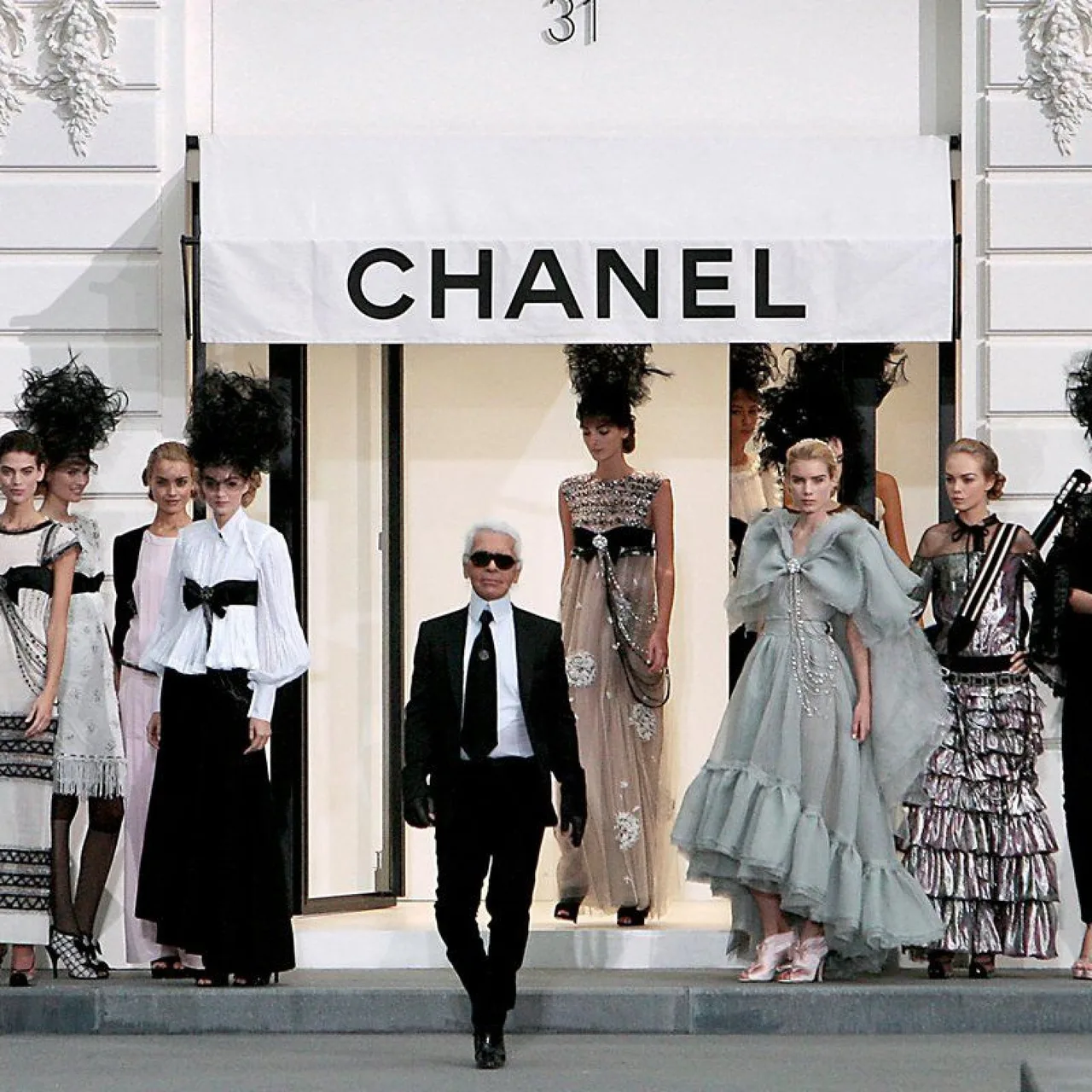 Karl Lagerfeld show Chanel