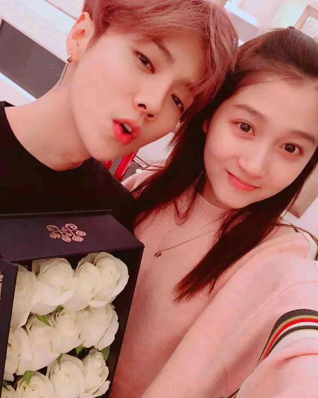 tiểu Hoa đán Quan Hiểu Đồng và Lộc Hàm