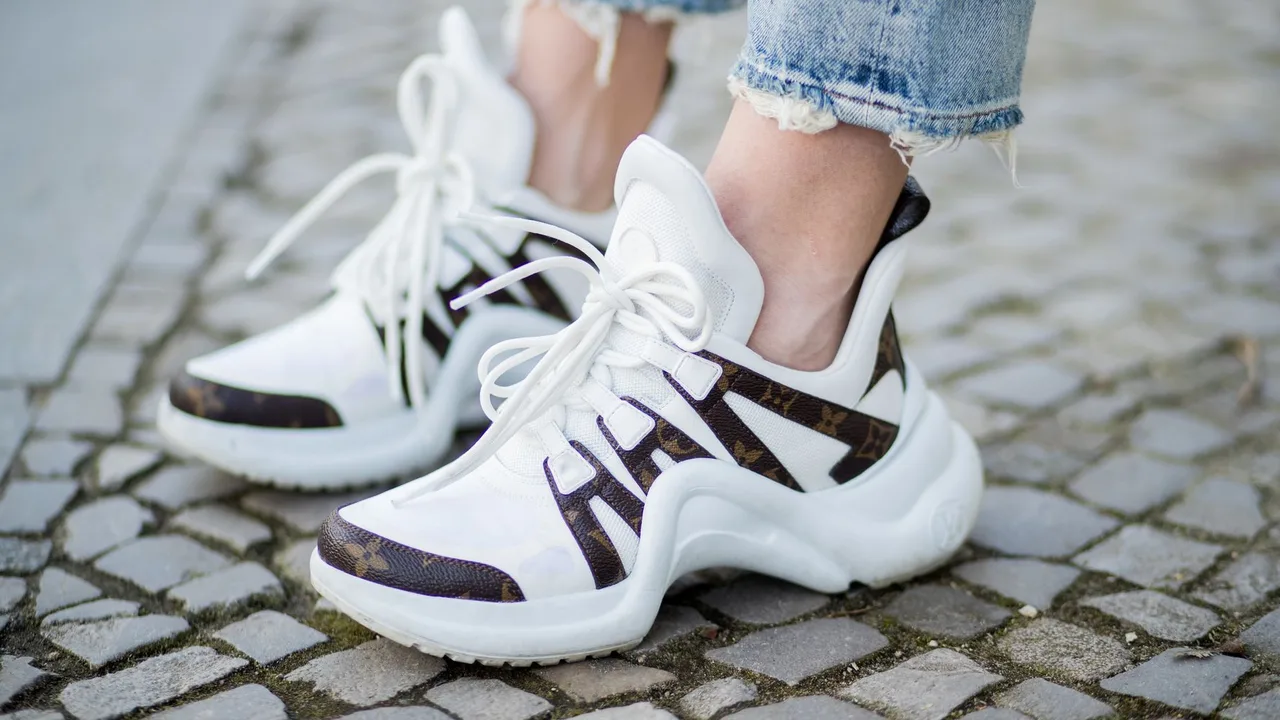 Giày sneakers Louis Vuitton