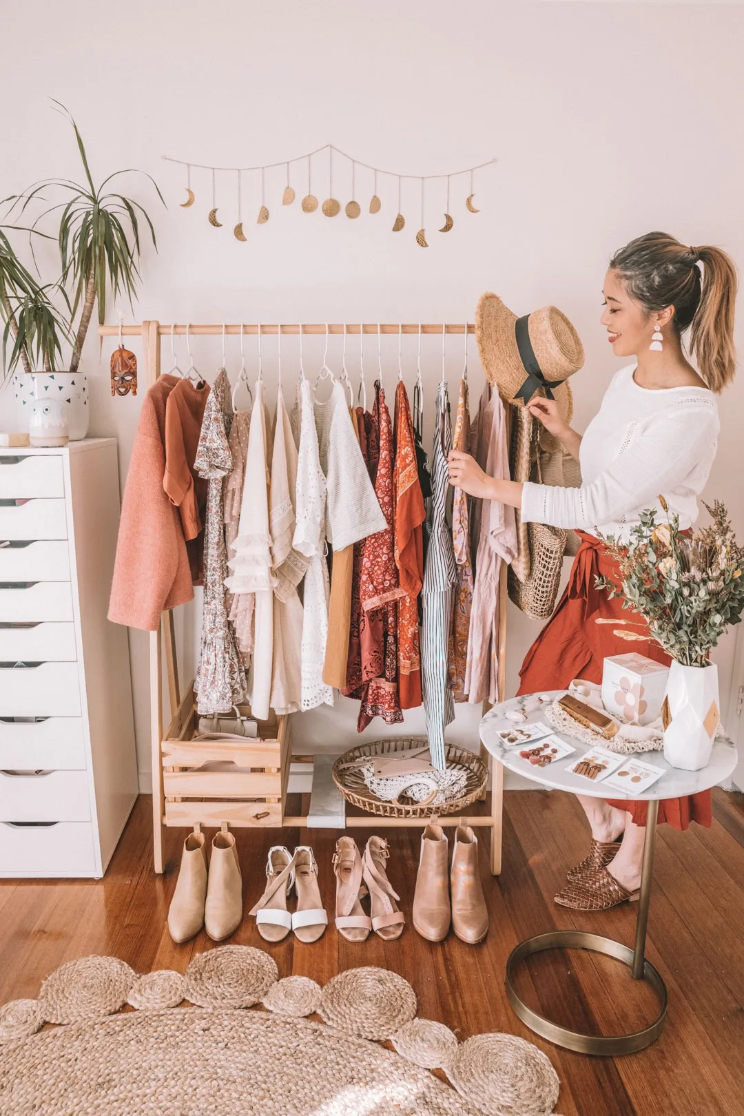 Bí quyết sở hữu tủ quần áo mùa Tết