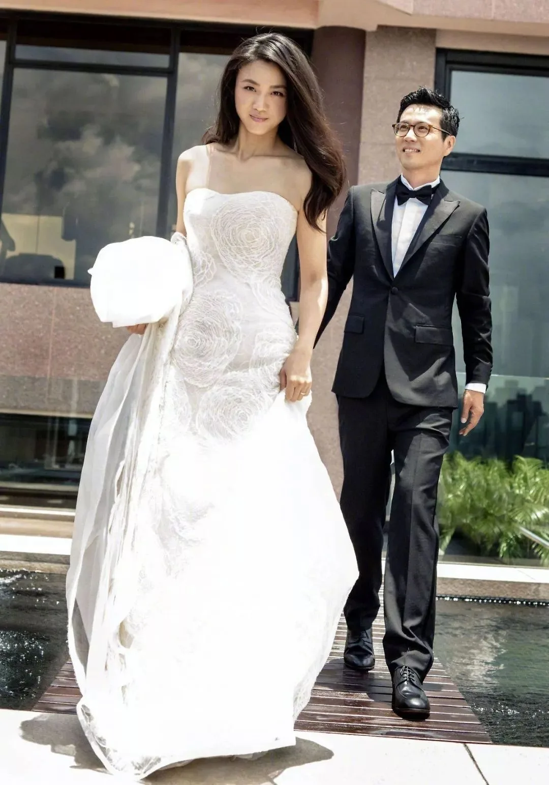 Thang Duy kết hôn cùng đạo diễn Kim Tae Young