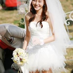 Nữ diễn viên Hàn Quốc Kim Ha Neul sẽ kết hôn?
