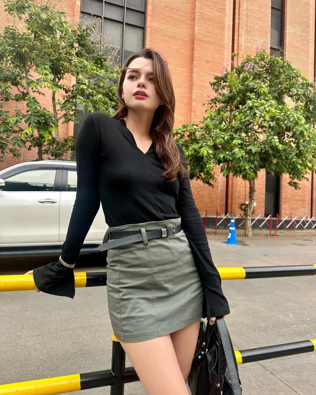 becky trang phục thường ngày