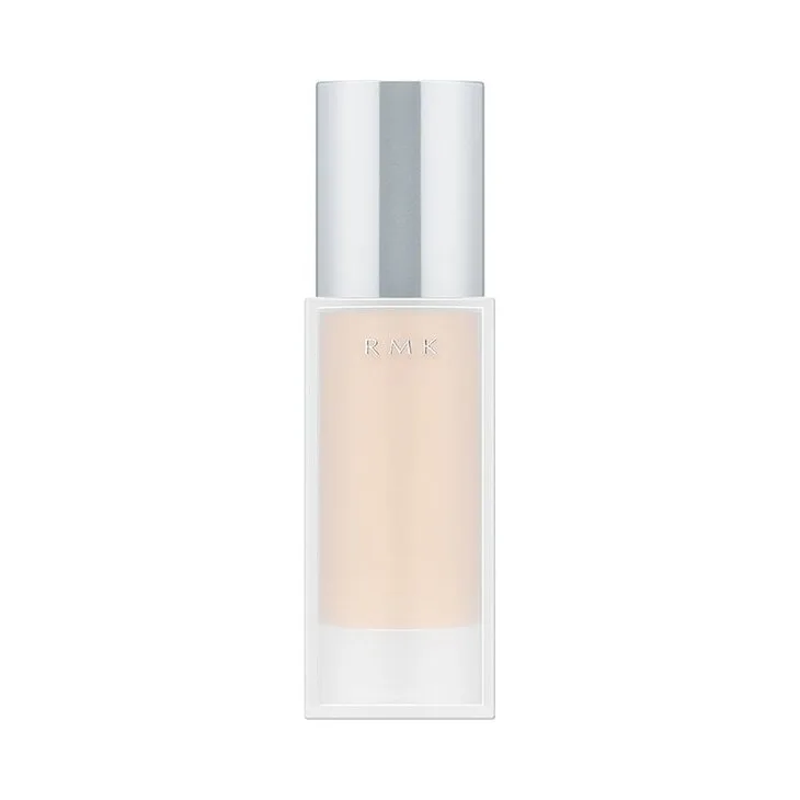 RMK Gel Creamy Foundation. RMK Gel Creamy Foundation là mang đến lớp nền căng bóng cho Lee Da Hee