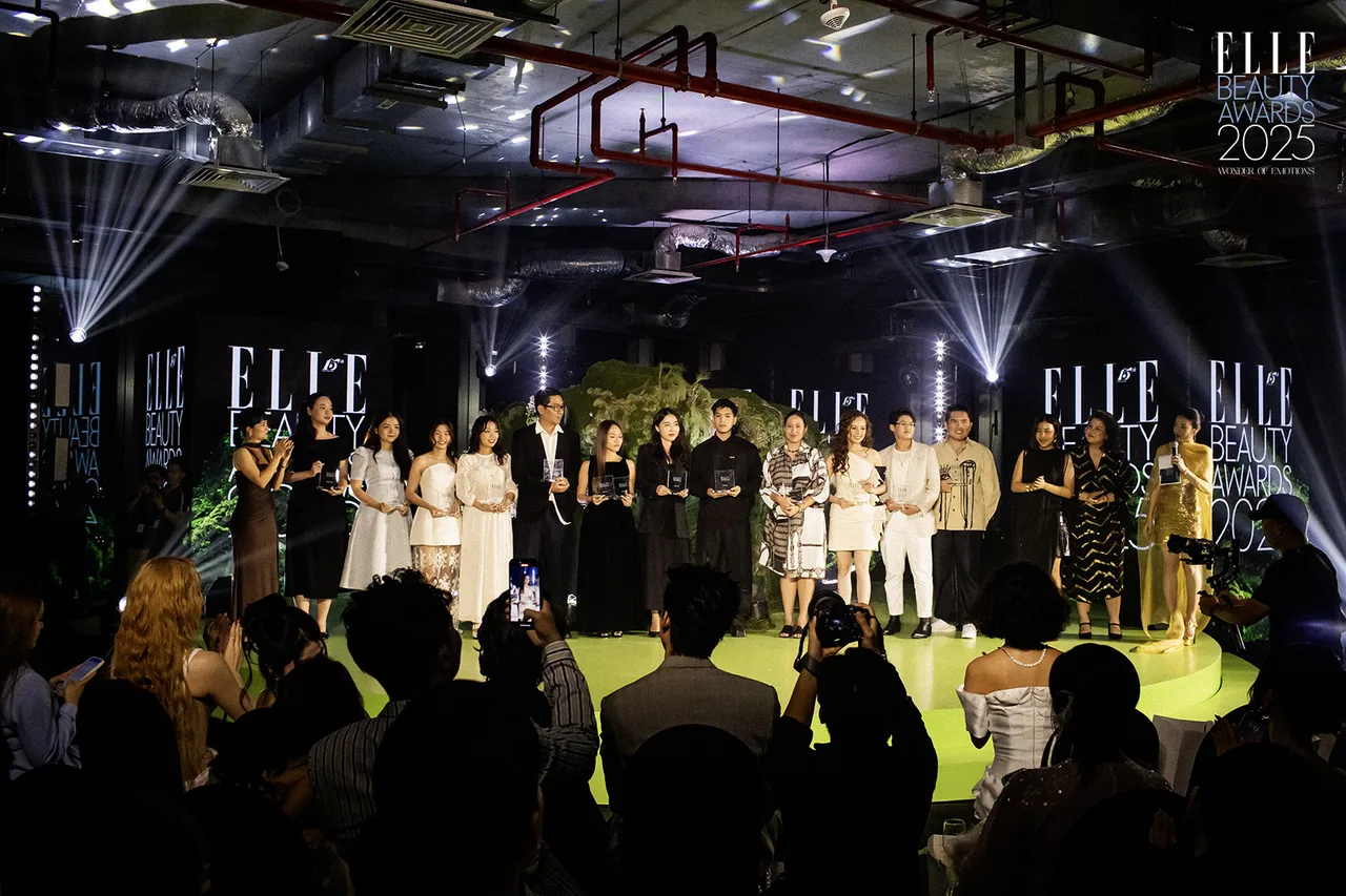 Trao giải hạng mục Beauty Star Awards và Reader’s Choice Awards