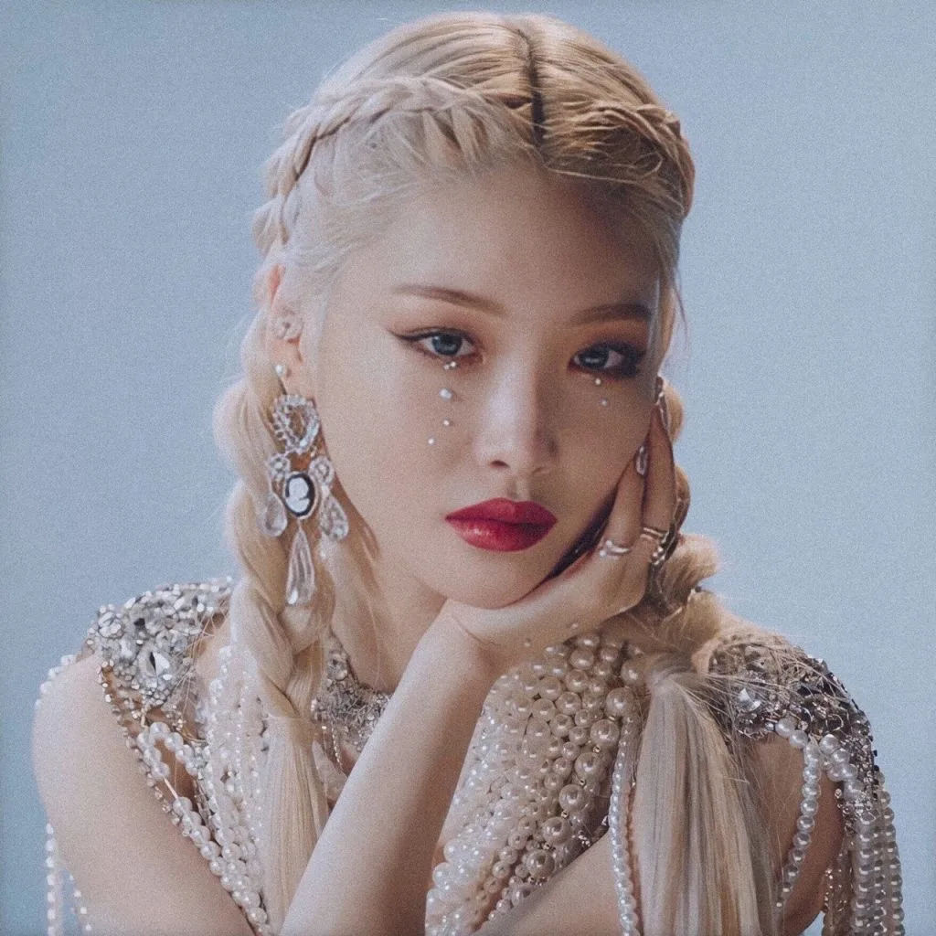 kim chung ha sắc sảo kim chung ha sắc sảo