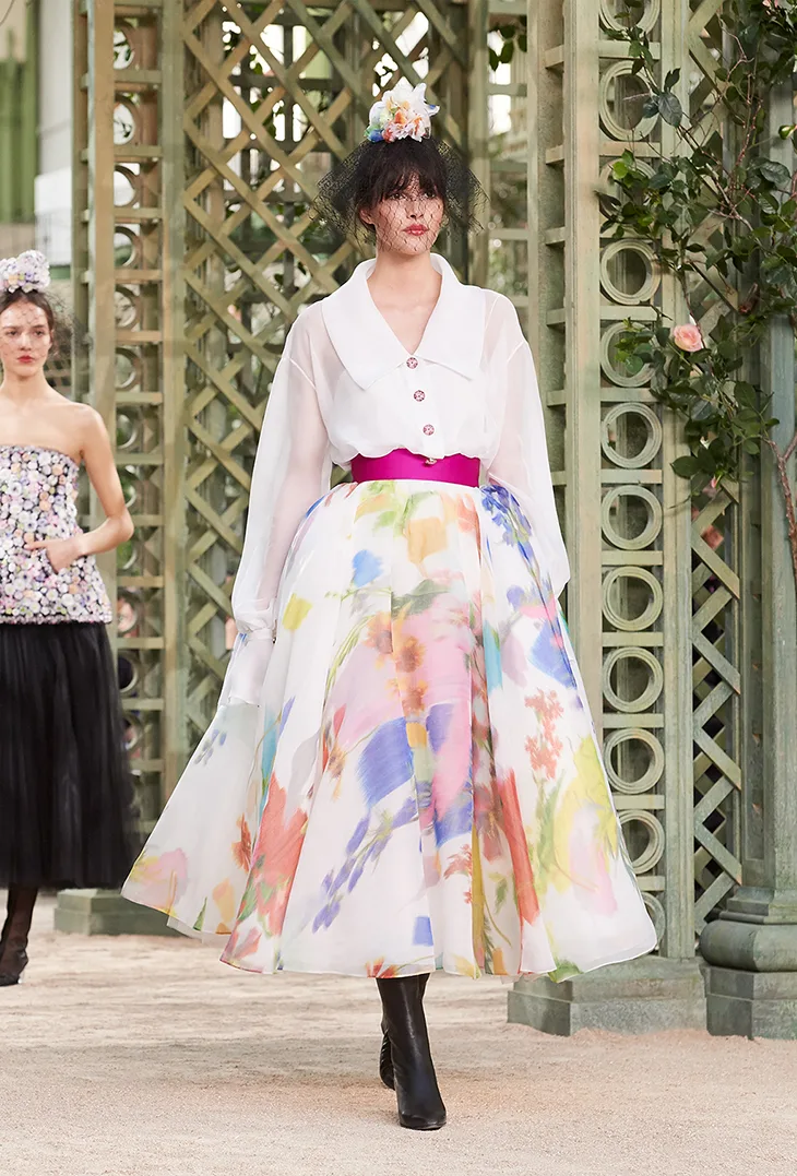 BST thời trang Chanel Xuân 2018 Couture: Mùa xuân của một triều đại mới BST thời trang Chanel Xuân 2018 Couture: Mùa xuân của một triều đại mới