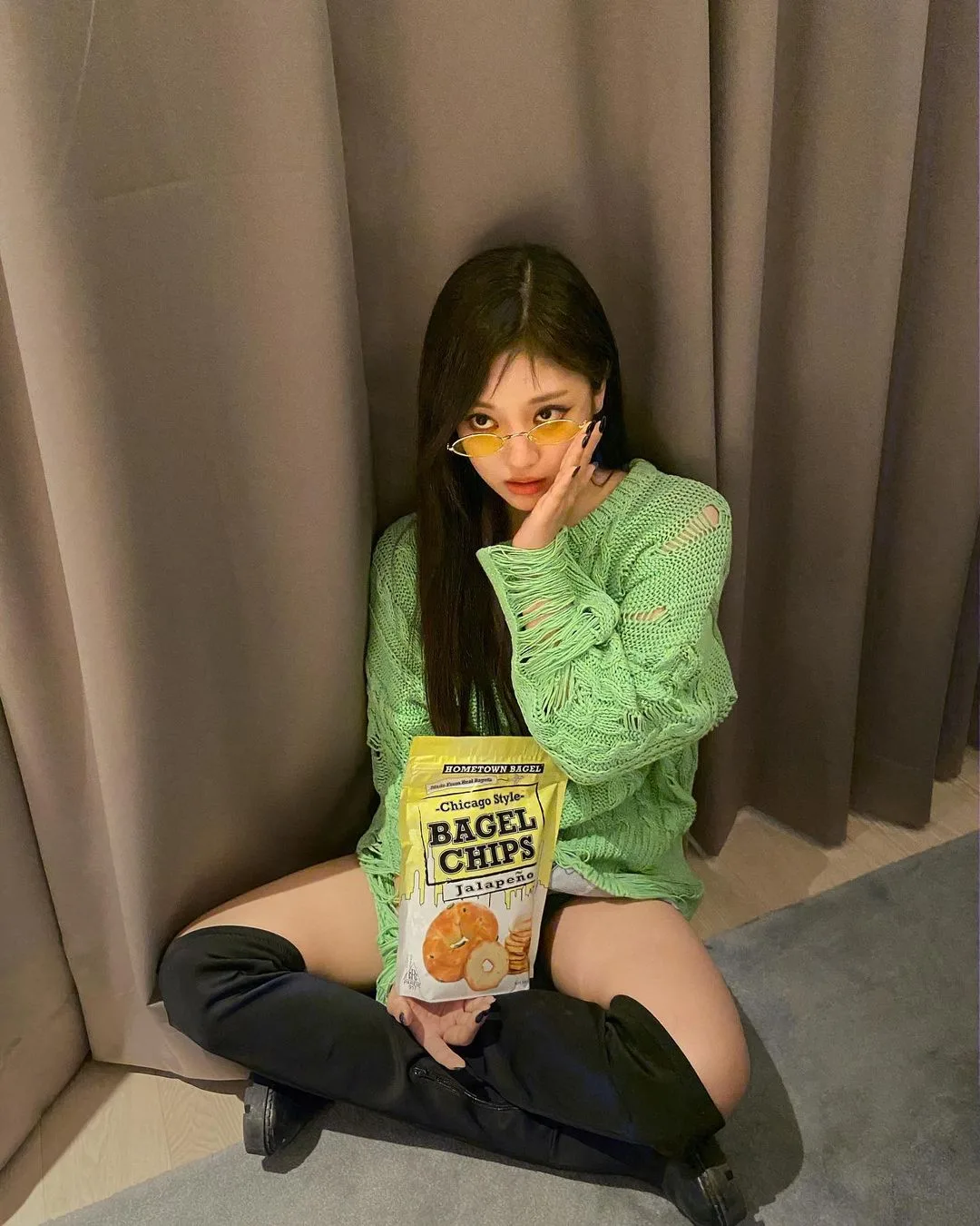aespa ningning boots cao đen