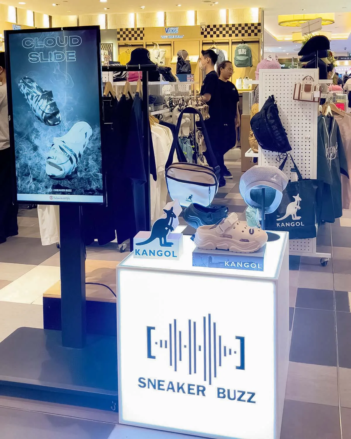 Thương hiệu Sneaker Buzz