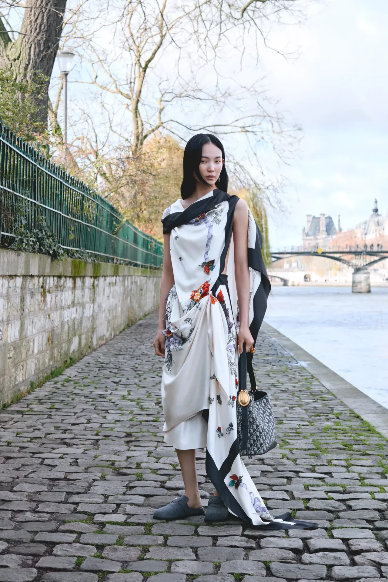 đầm lụa dior