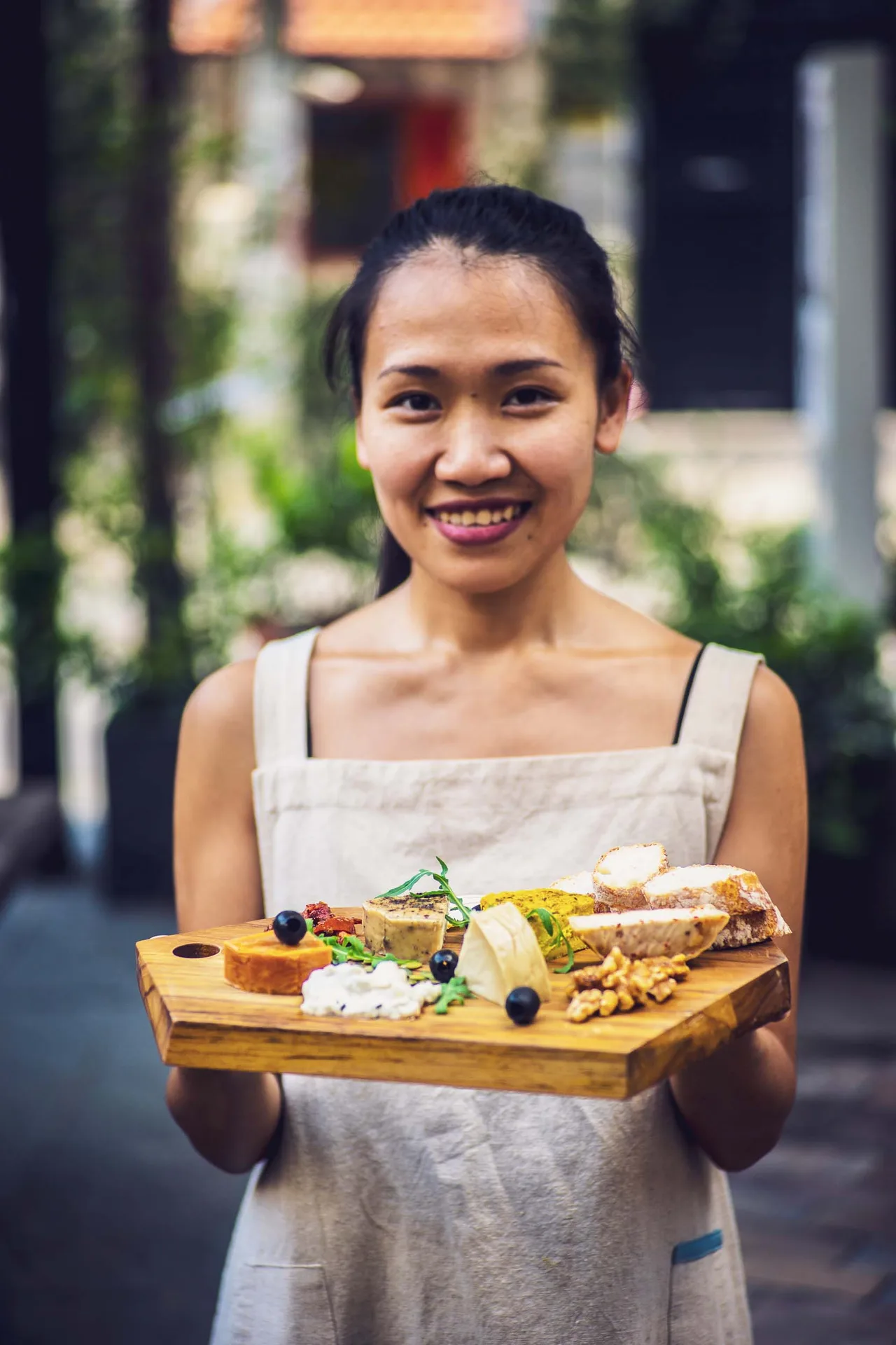 Lê Na sáng lập phomai hạt điều