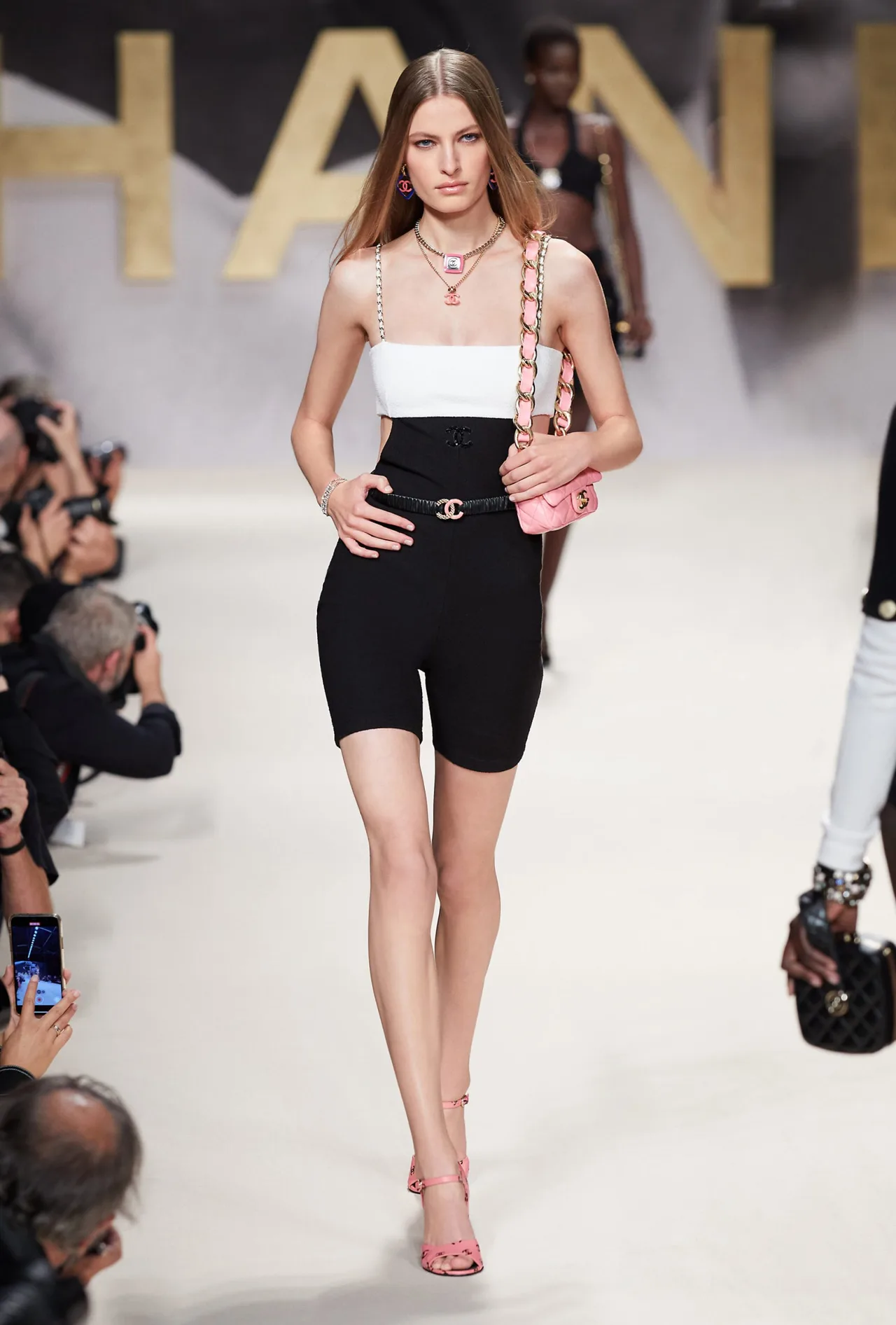 Chanel SS22 Look 7