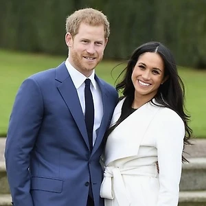 Hoàng tử Harry và Meghan Markle chính thức đính hôn
