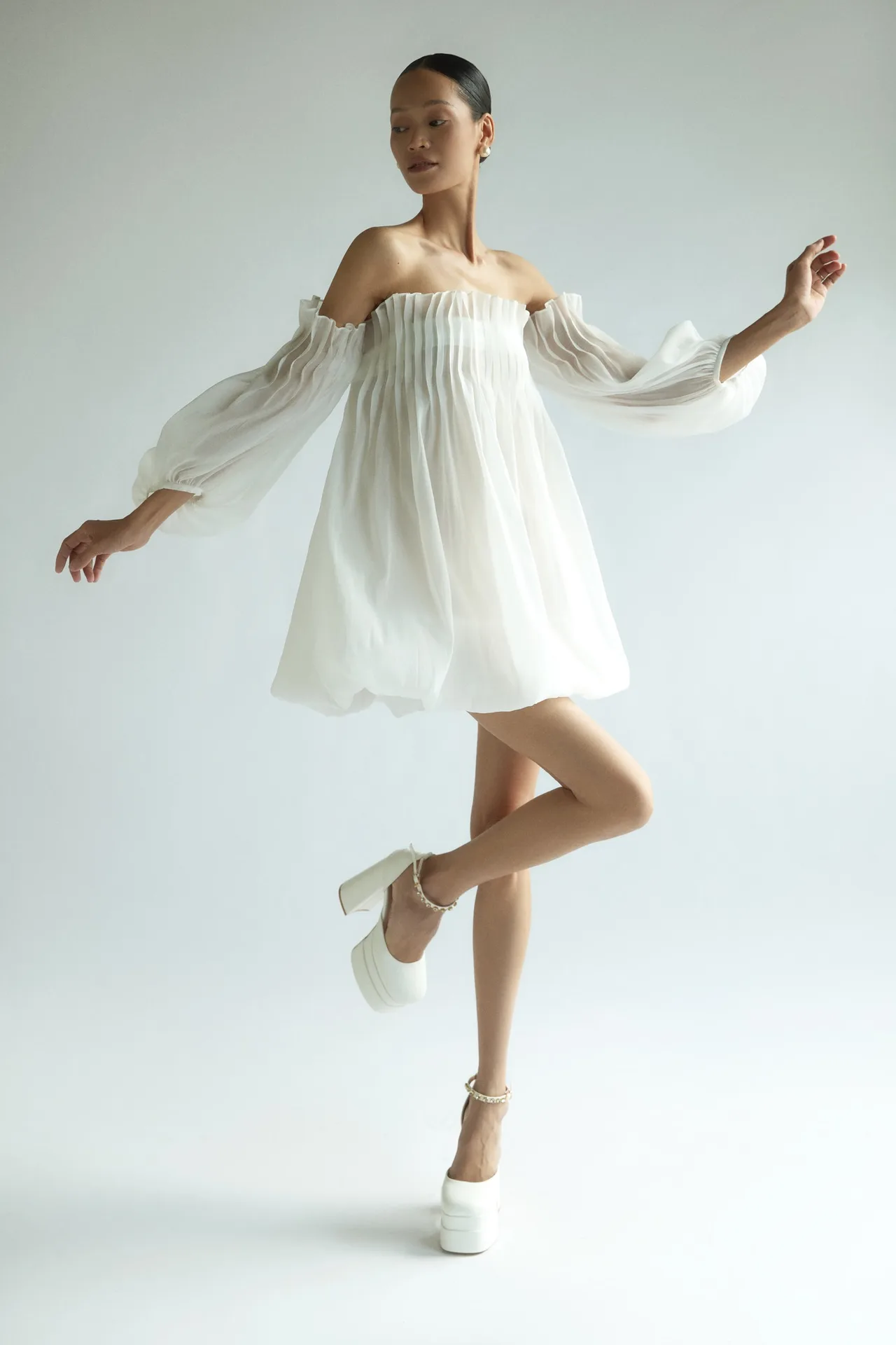 Khloé Dress của Enuff Studio