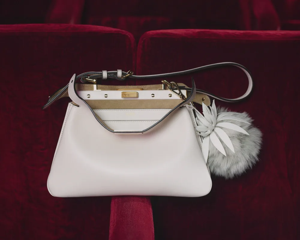 túi xách trắng Fendi Peekaboo Soft Small