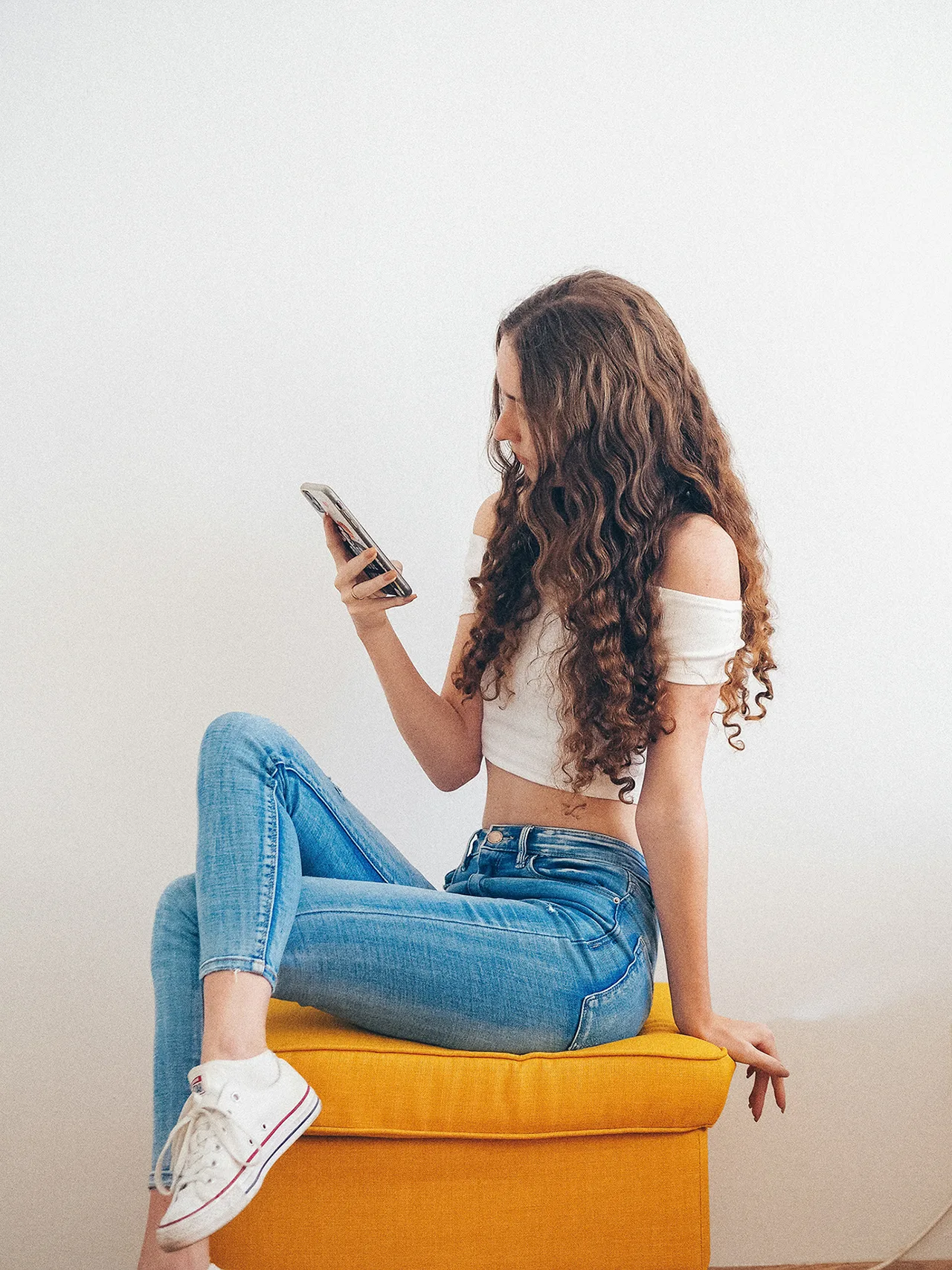 thói quen sử dụng mạng xã hội thường xuyên