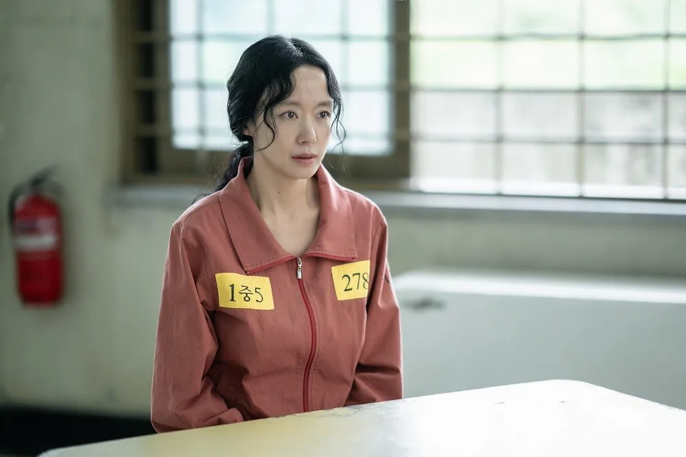 Cái Giá Của Lời Thú Tội là series tâm lý tội phạm có sự tham gia của Jeon Do Yeon và Kim Go Eun