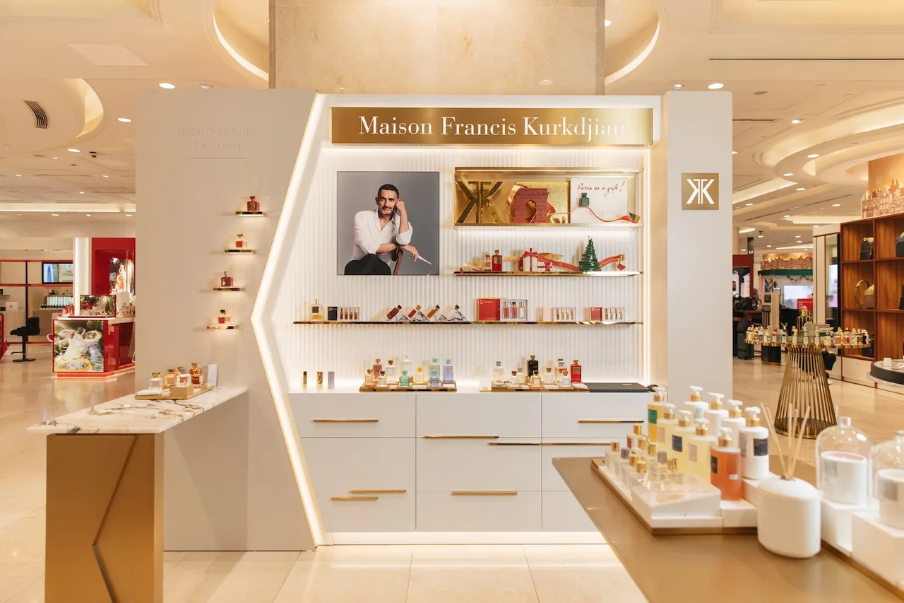 Không gian Maison Francis Kurkdjian tại Takashimaya.
