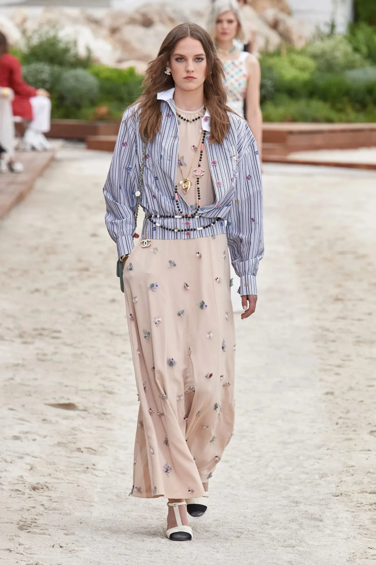 CHANEL Cruise 2023 look 56