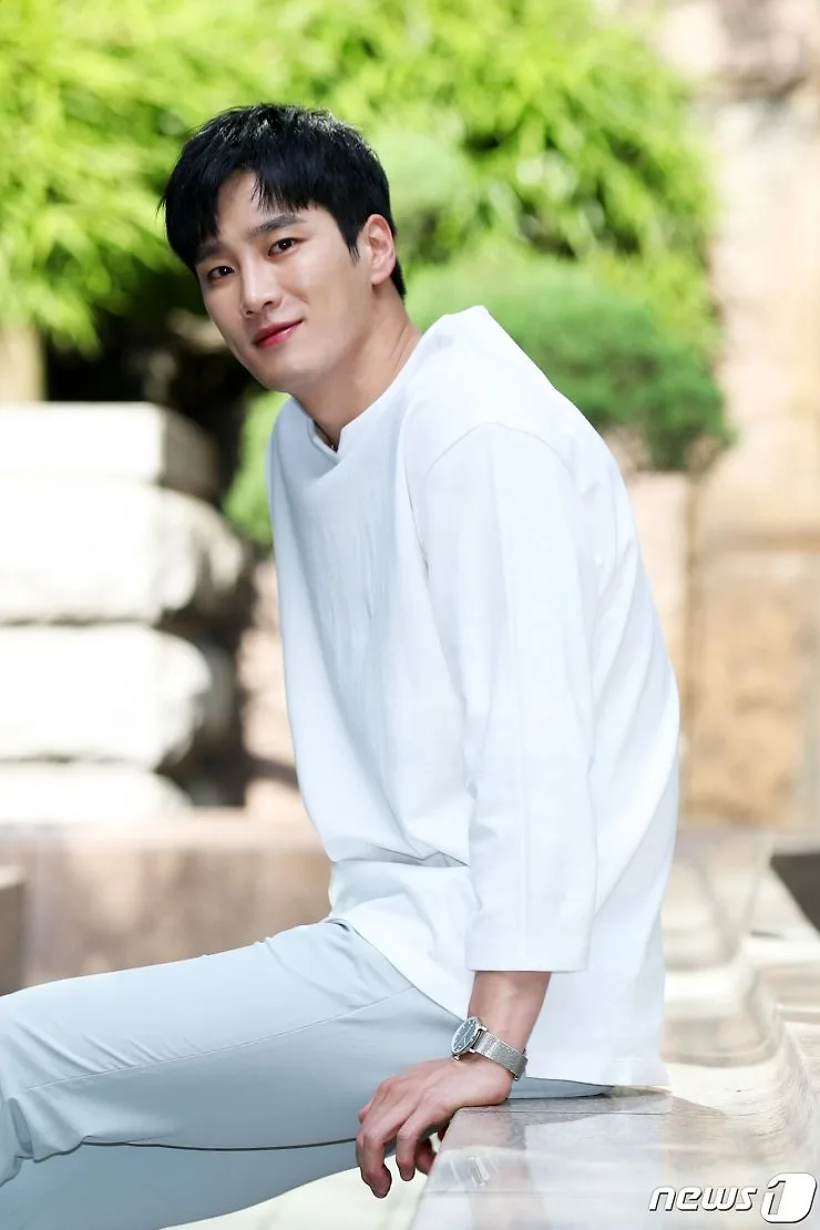 Ahn Bo Hyun Hancinema