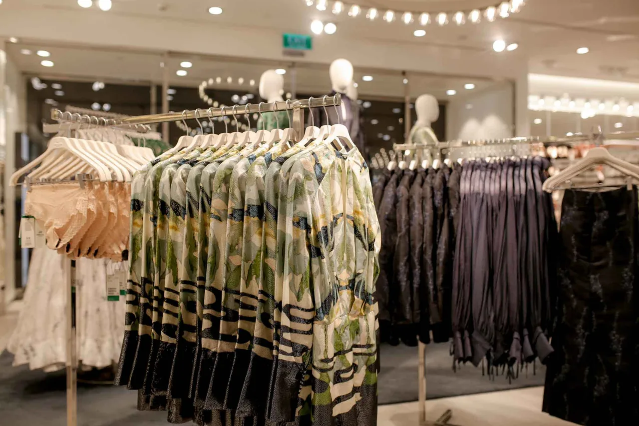 thuong hieu H&M - elle vietnam 17