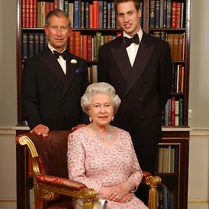 Hoàng tử William hết mực ca ngợi Nữ hoàng Elizabeth