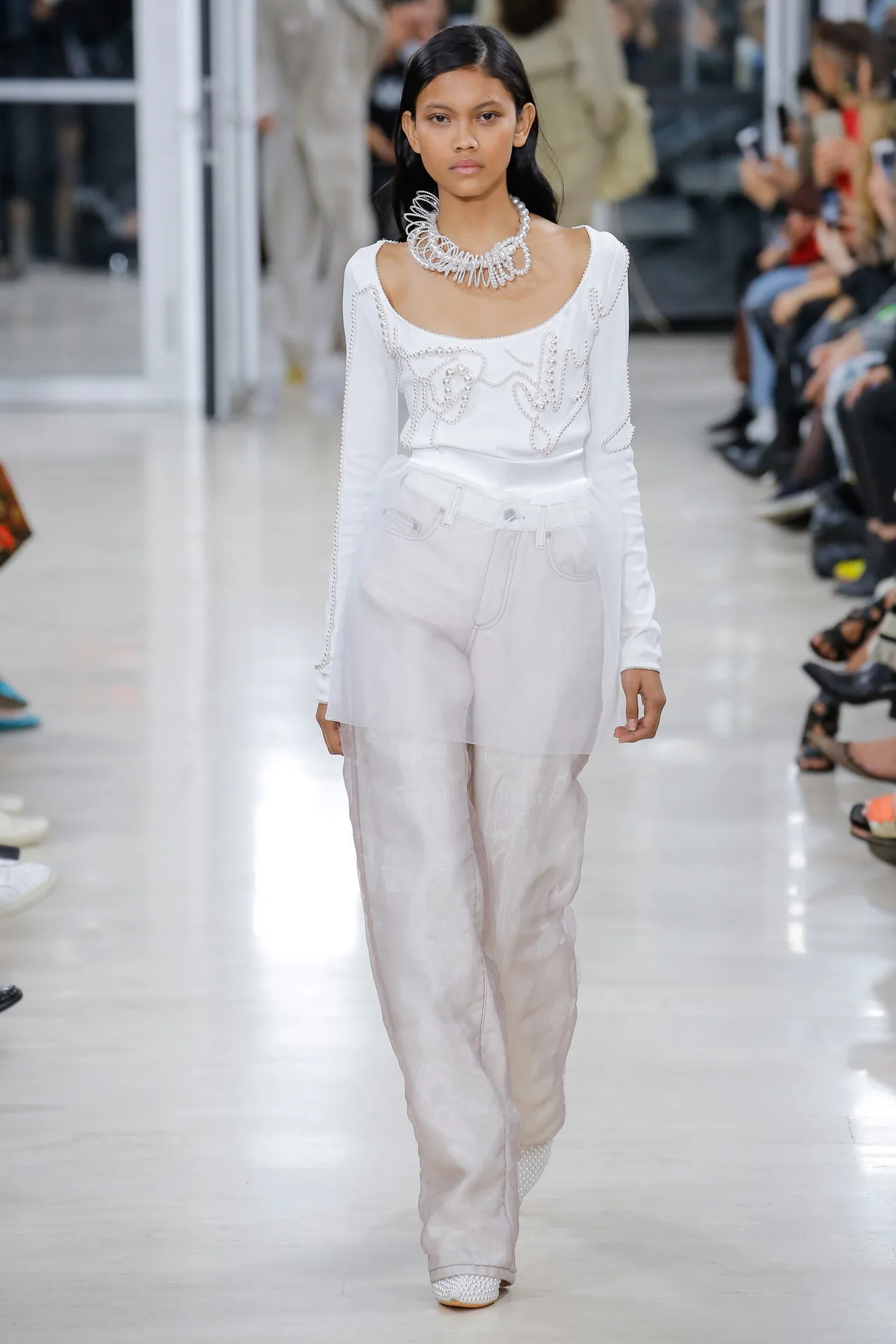 Paris Fashion Week Spring 2018 Y/Project: Sự sáng tạo không ngừng nghỉ