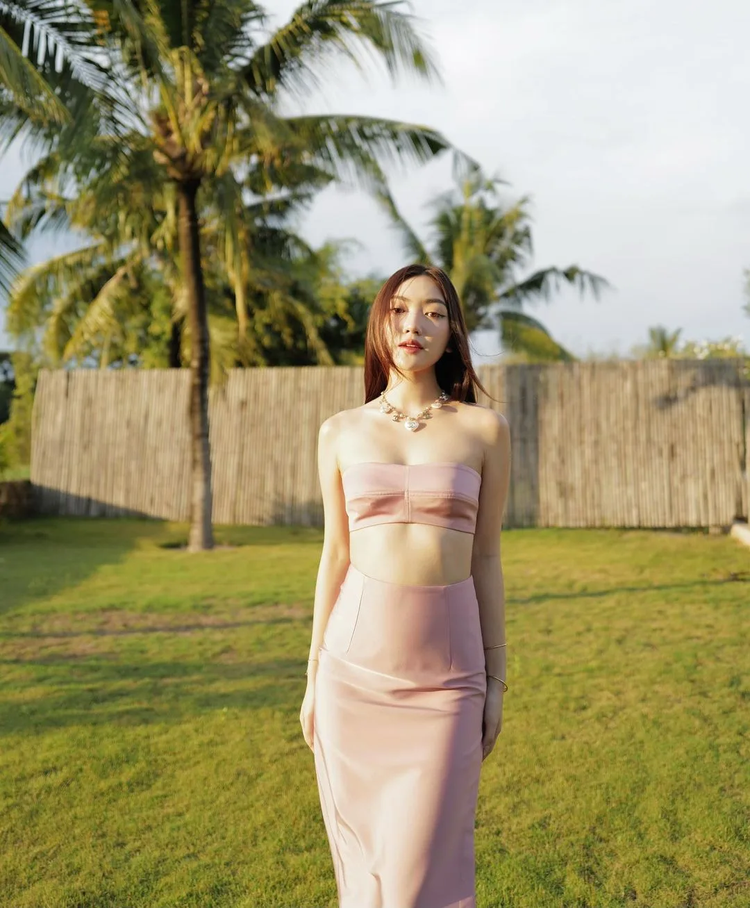 set đồ tube top màu hồng