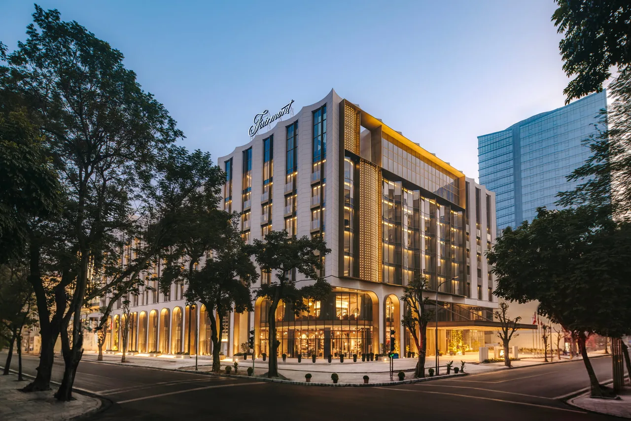 Fairmont Hà Nội là biểu tượng lưu trú hạng sang ở Thủ đô Hà Nội.