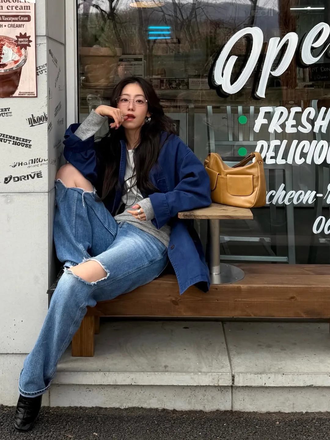 Phong cách denim on denim cá tính cho những cô nàng thời thượng.