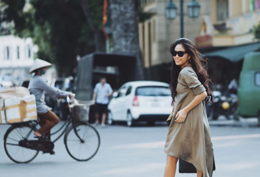 Một Kiều Anh duyên dáng và đáng yêu ngoài đời.