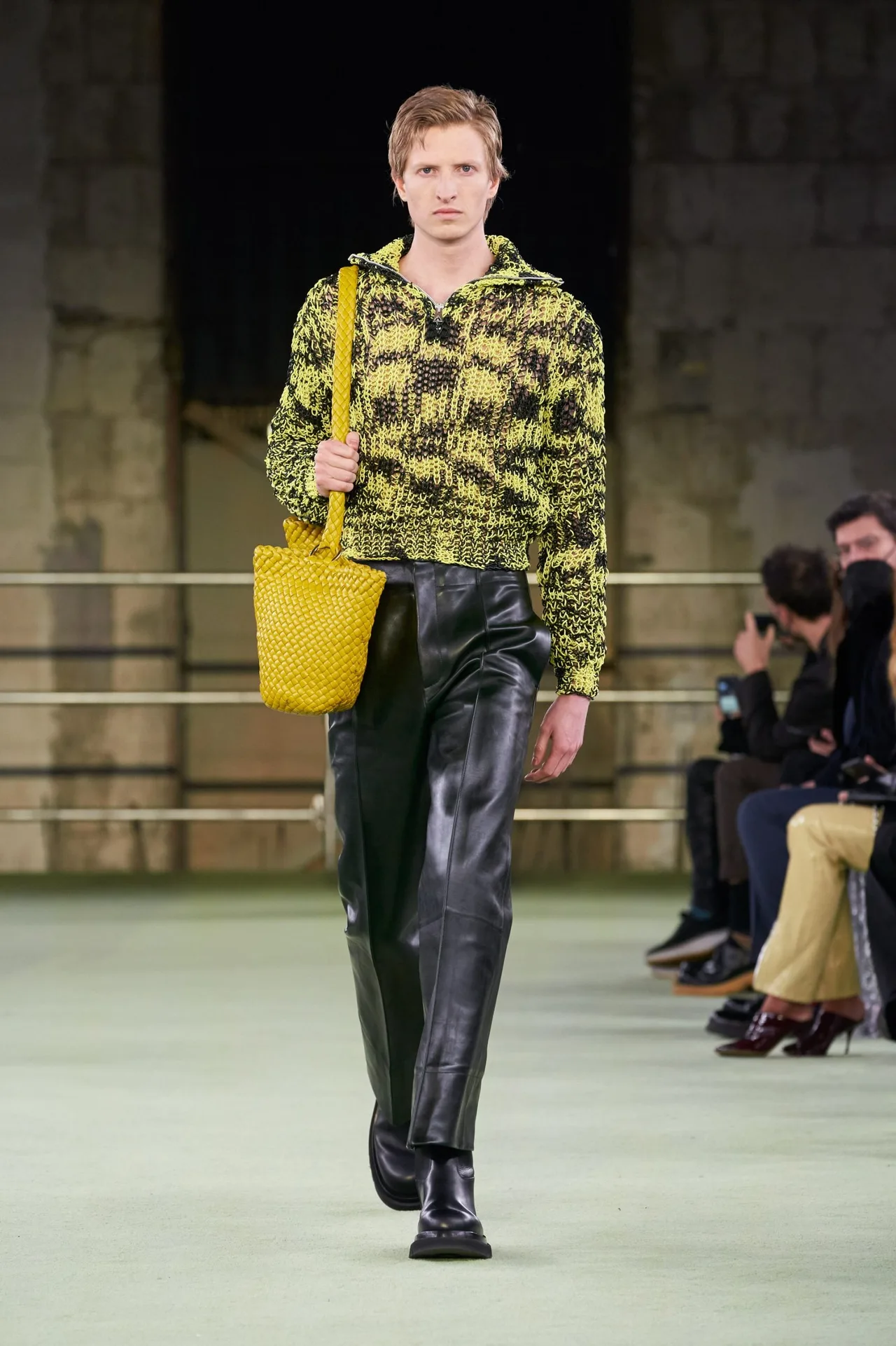 bottega veneta thu đông 2022 look 27