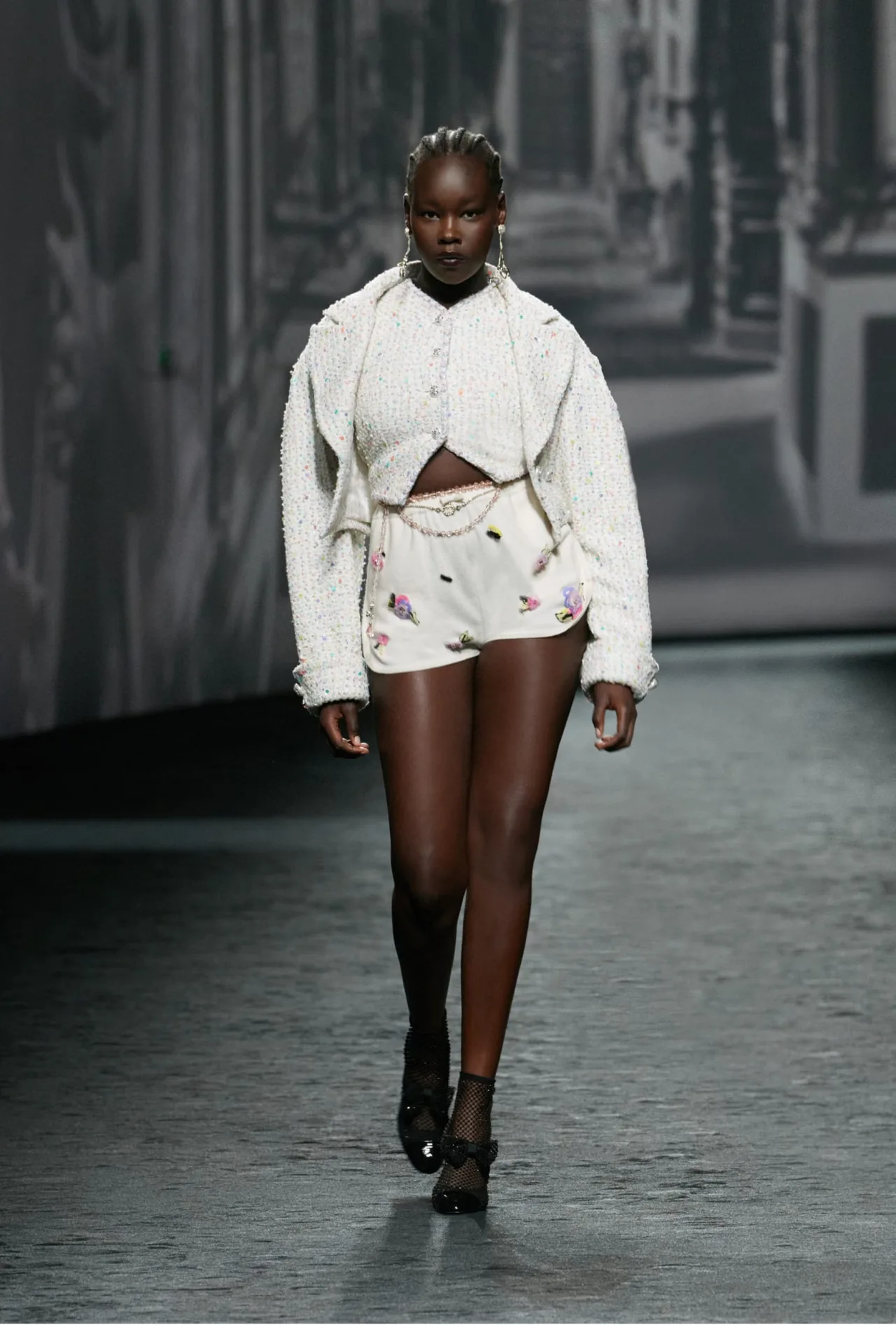 CHANEL Xuân Hè 2023 Ready to Wear look 21