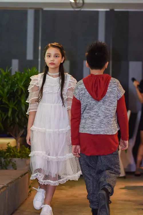 Xuan Lan Vietnam Junior Fashion Week 2017-15