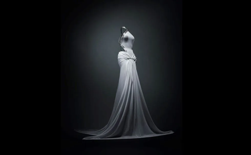 triển lãm thời trang: Azzedine Alaia 2 triển lãm thời trang: Azzedine Alaia 1