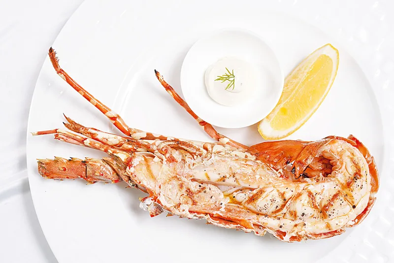 Cafe Cardinal - Crustacean Extravaganza
