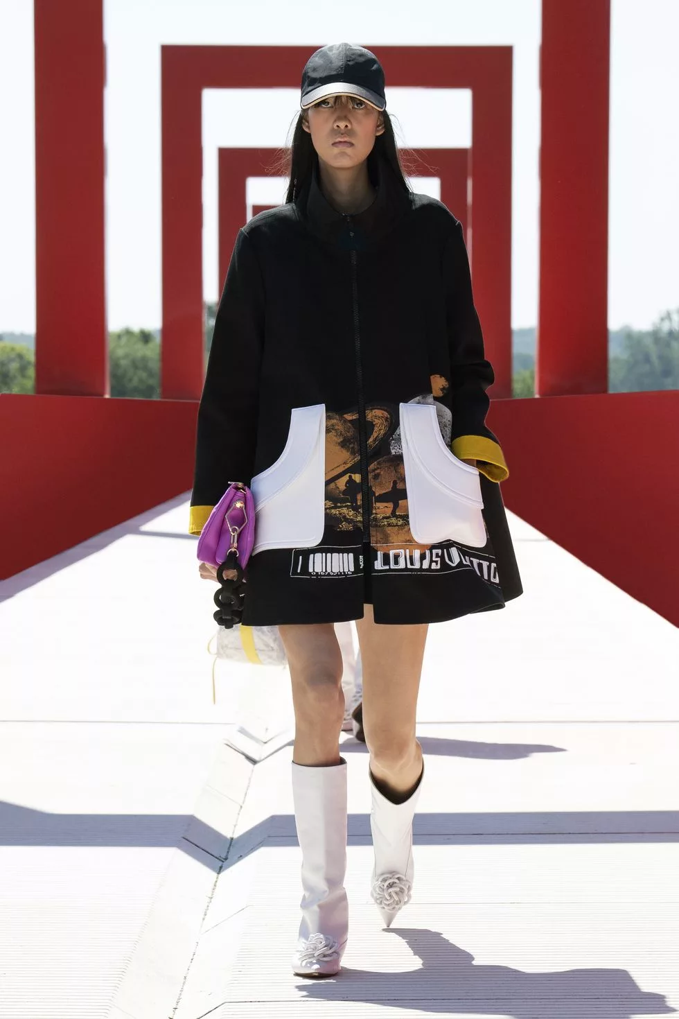 LV Cruise 22 Look 6