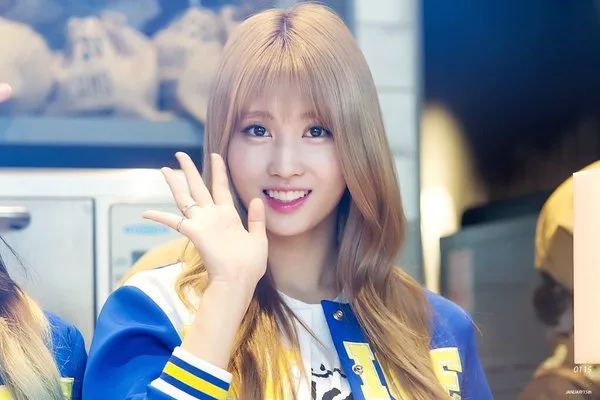 momo twice (2) momo twice (2)