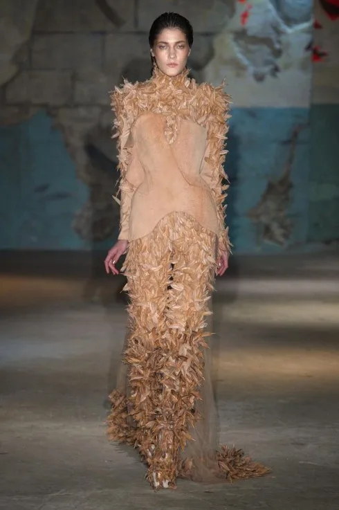 trang phuc cua serkan-cura-haute-couture-spring-2015-pfw3 (