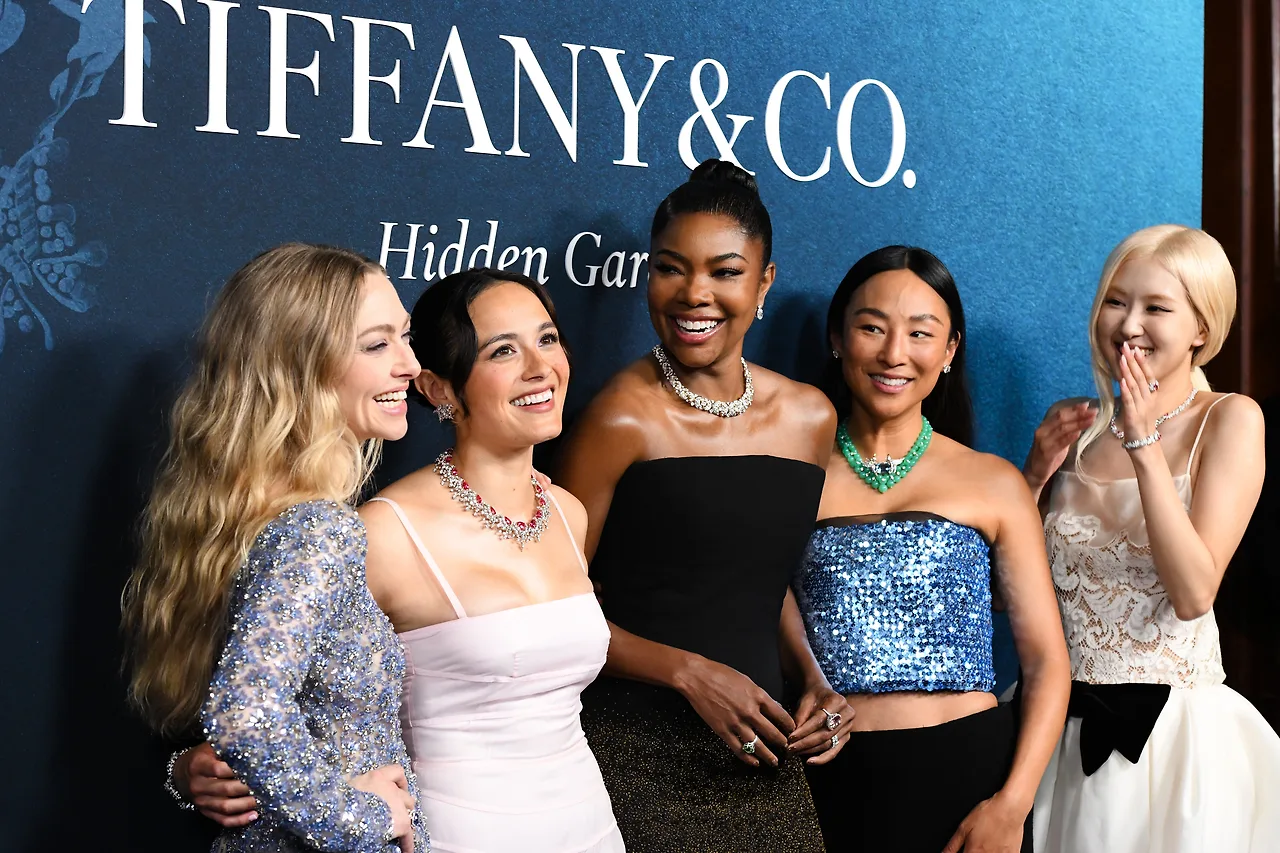 Amanda Seyfried, Chase Sui Wonders, Gabrielle Union, Greta Lee, Rosé