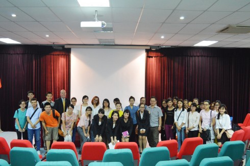 Học viện IHG