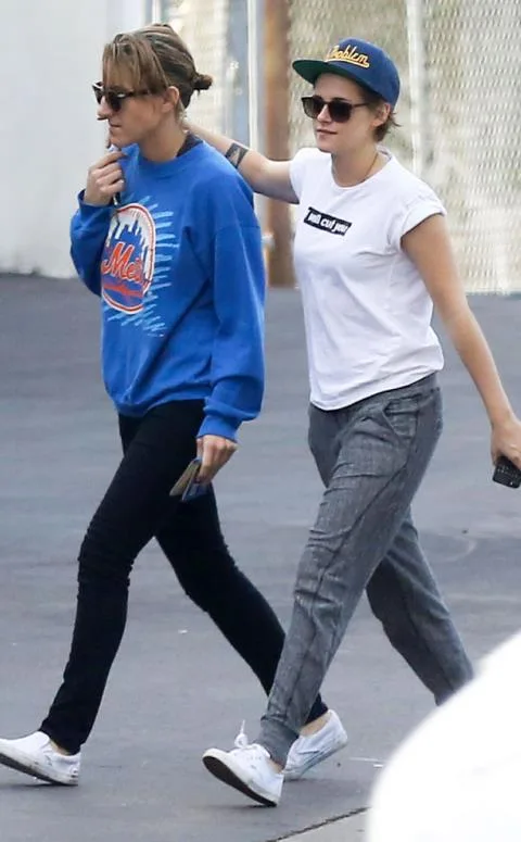 Những người làm dậy sóng tình cảm của Kristen Stewart, họ là ai? ELLE VN